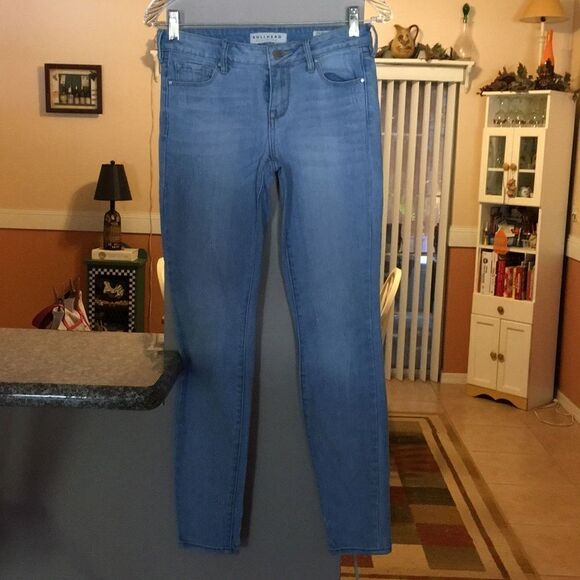 3/$20 Bullhead Low Rise Skinniest Denim - Picture 1 of 8